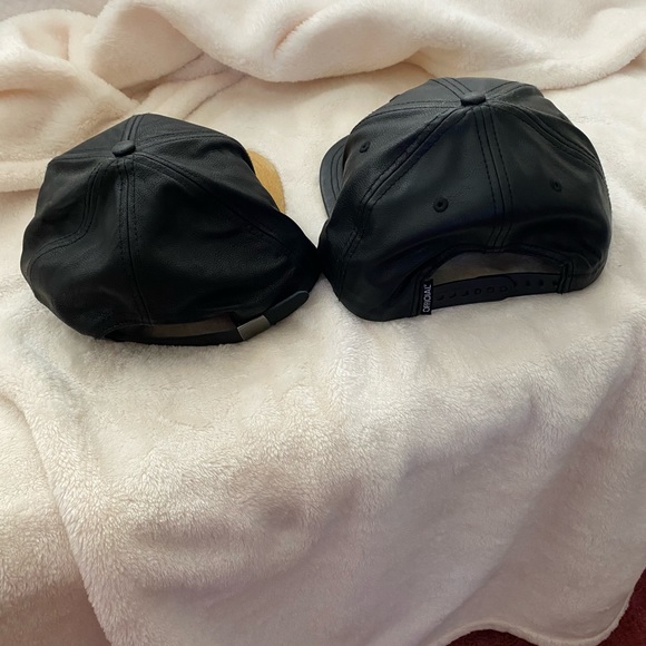 2 California Republic Caps - Picture 2 of 5